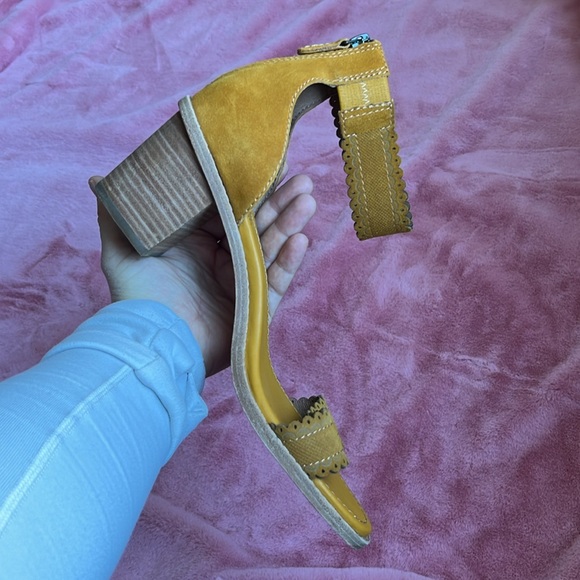 Frye Mustard Heels SIZE 10 - Picture 5 of 12